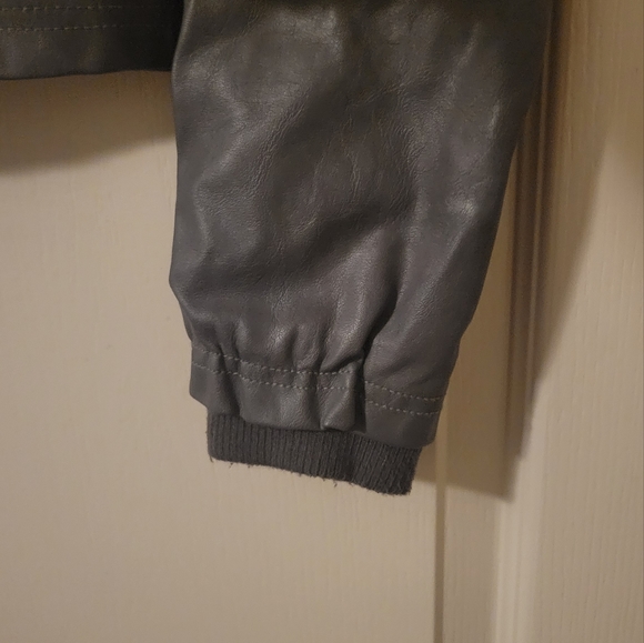 gray leather jacket - Picture 2 of 6